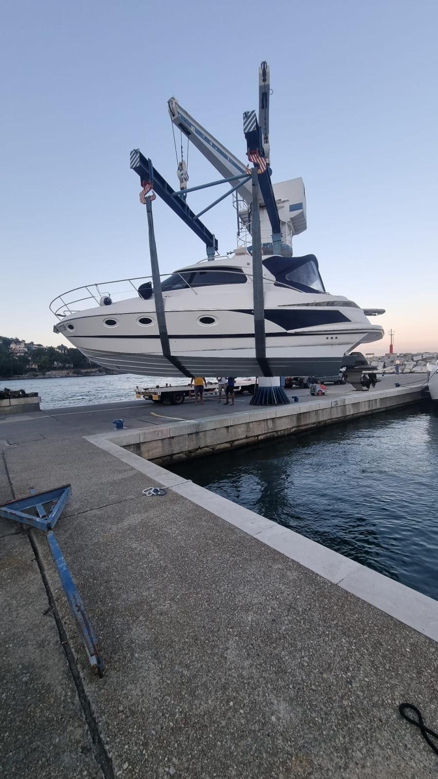 elan marine Elan 35 power