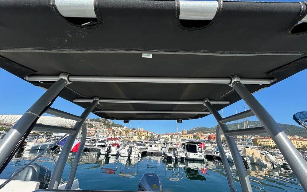 chris craft Sea hawk 213
