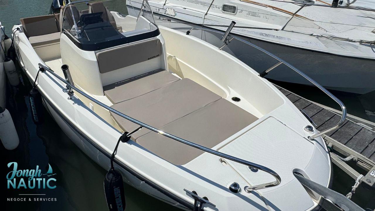 quicksilver Activ 675 open