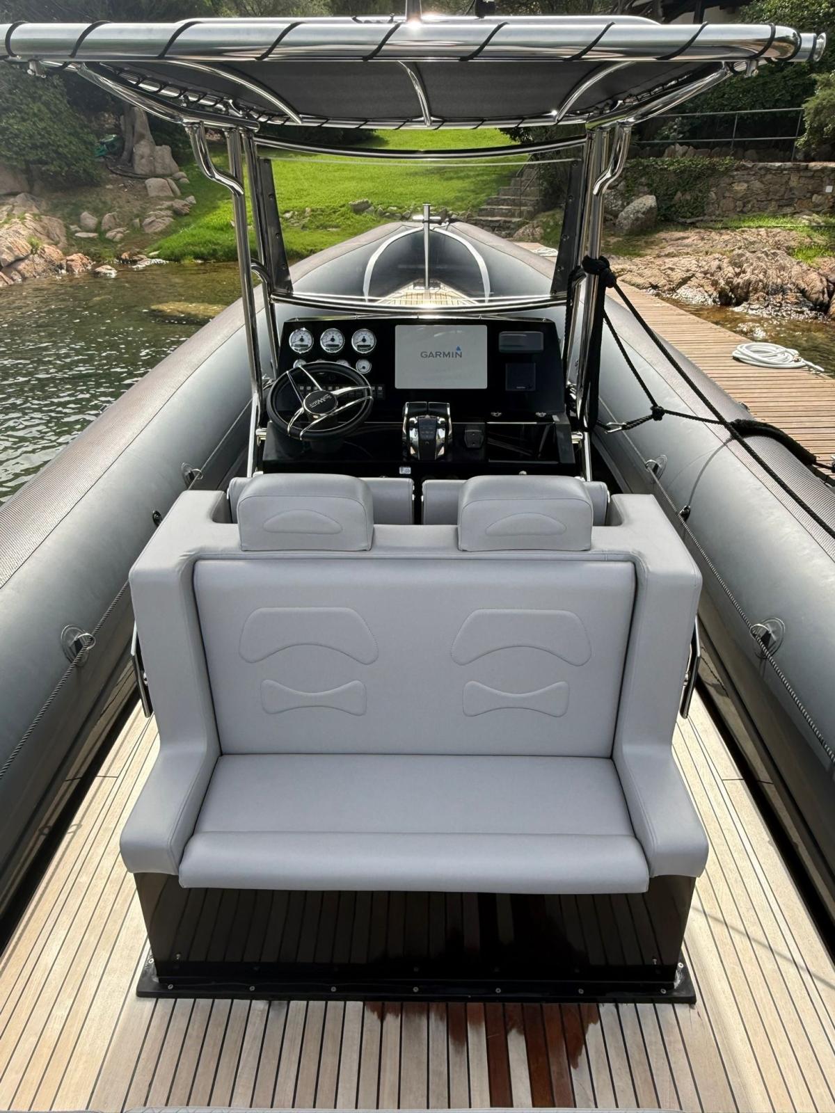 sea water Phantom 300