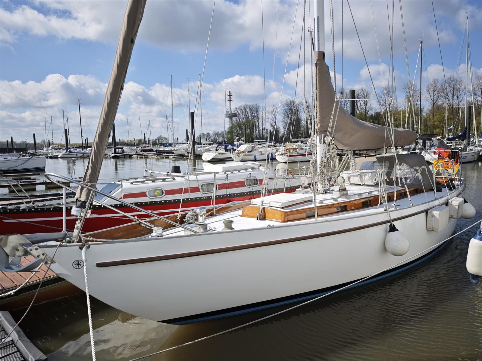 bieritz 11 m classic sloop