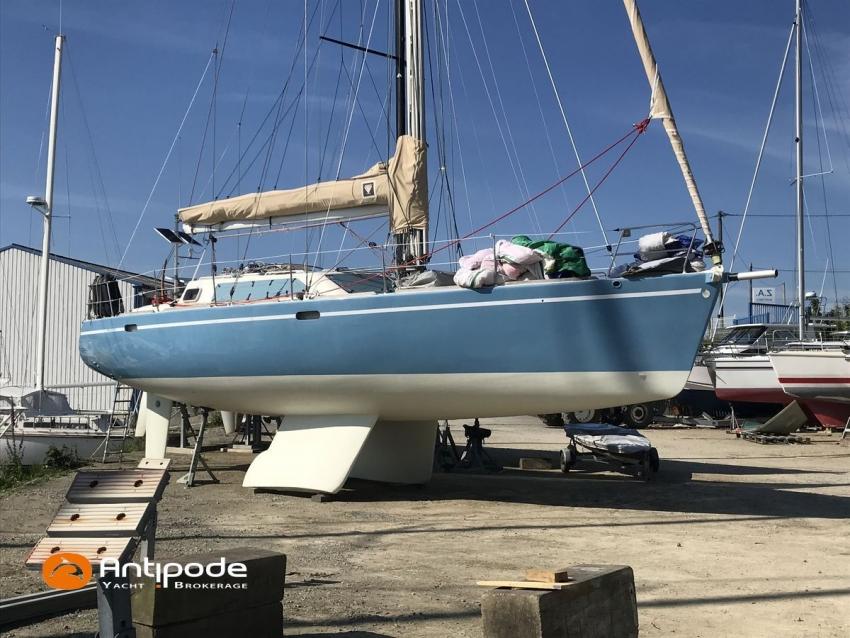 universal yachting Universal yachting 40