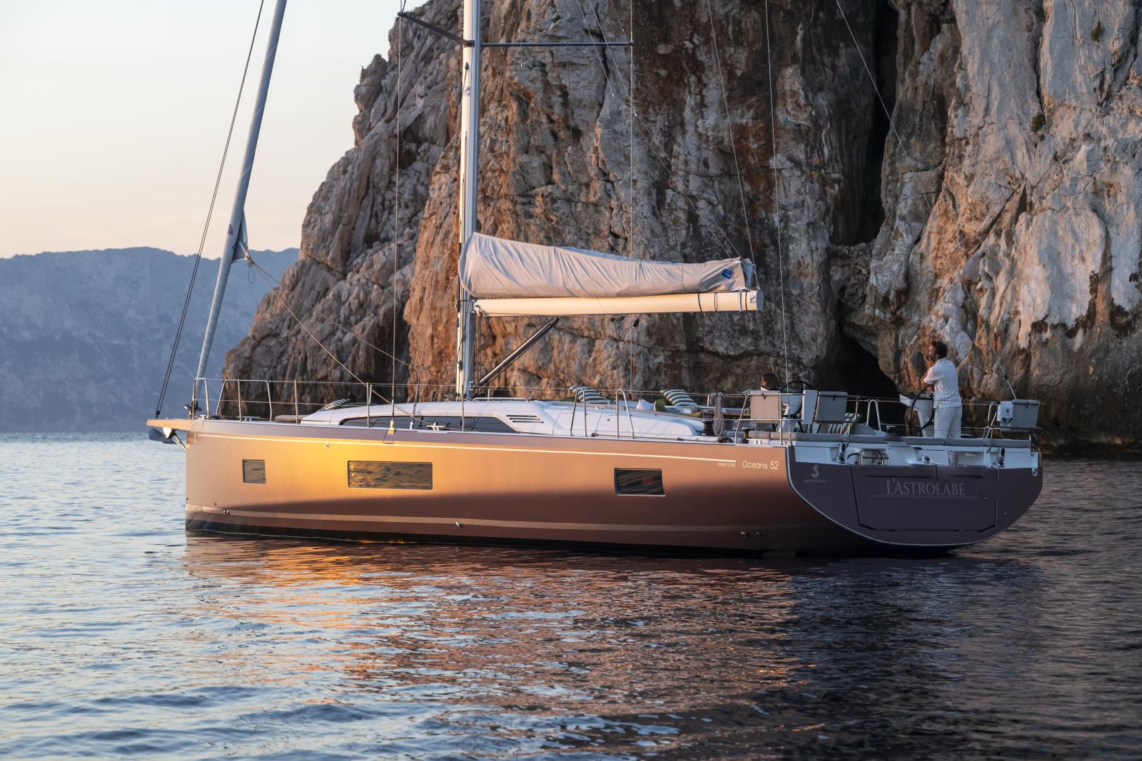 beneteau Oceanis 52