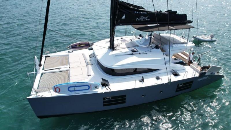 c.n.catamaran center Nyx 565