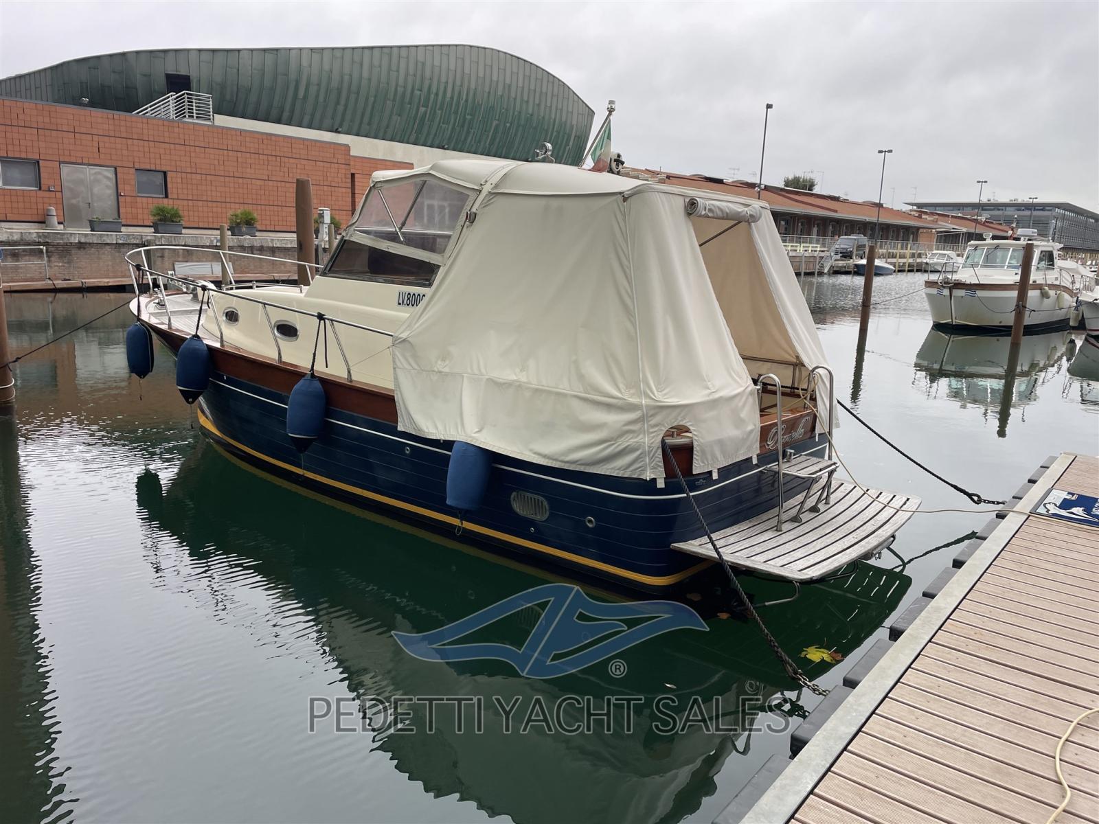 izzo mare Southwind 2000
