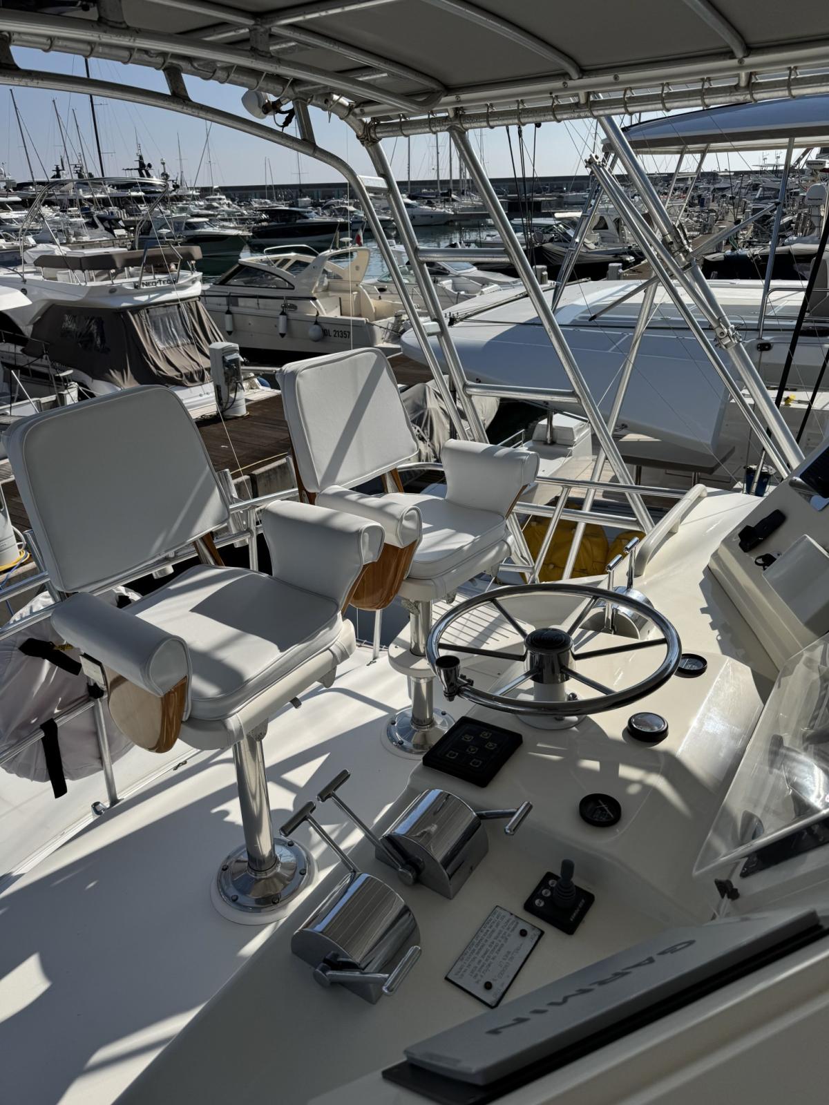 bertram yacht 43' convertible