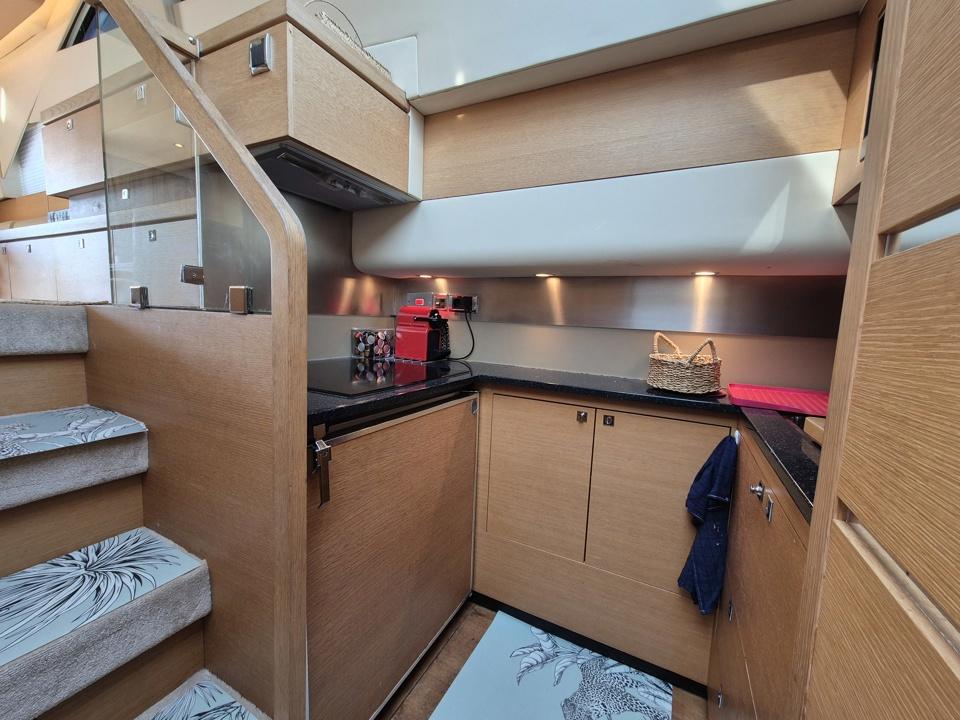fairline Phantom 48
