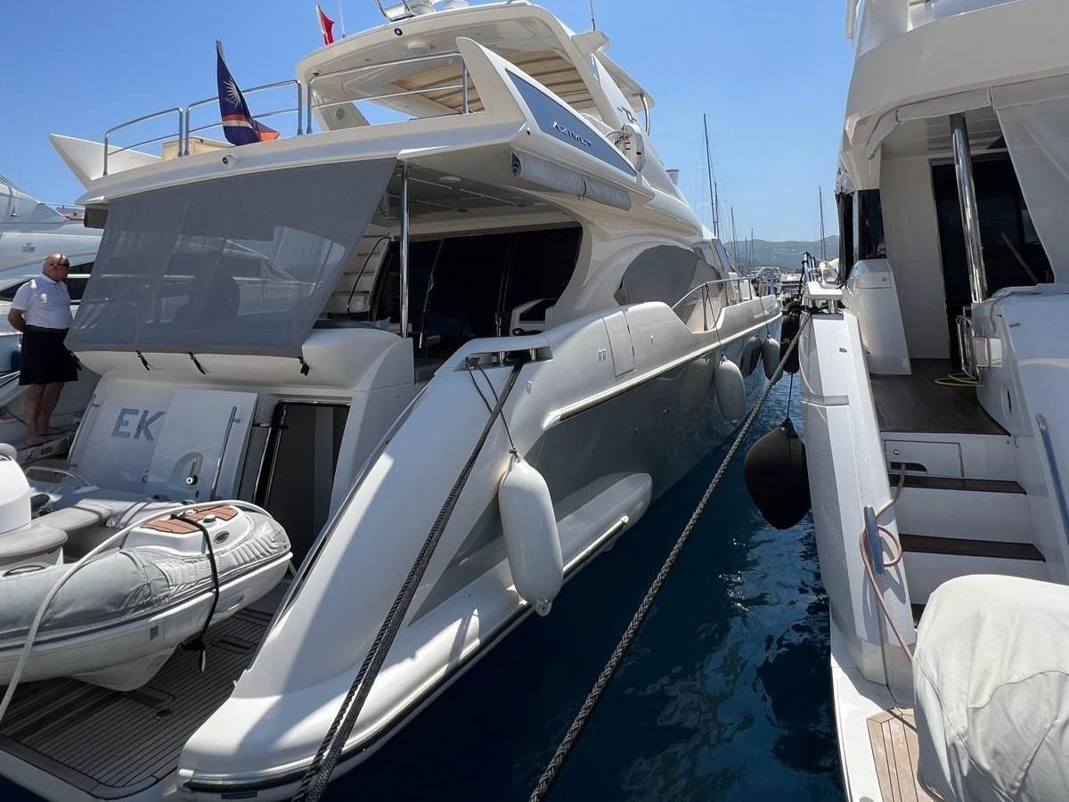 azimut 70 flybridge