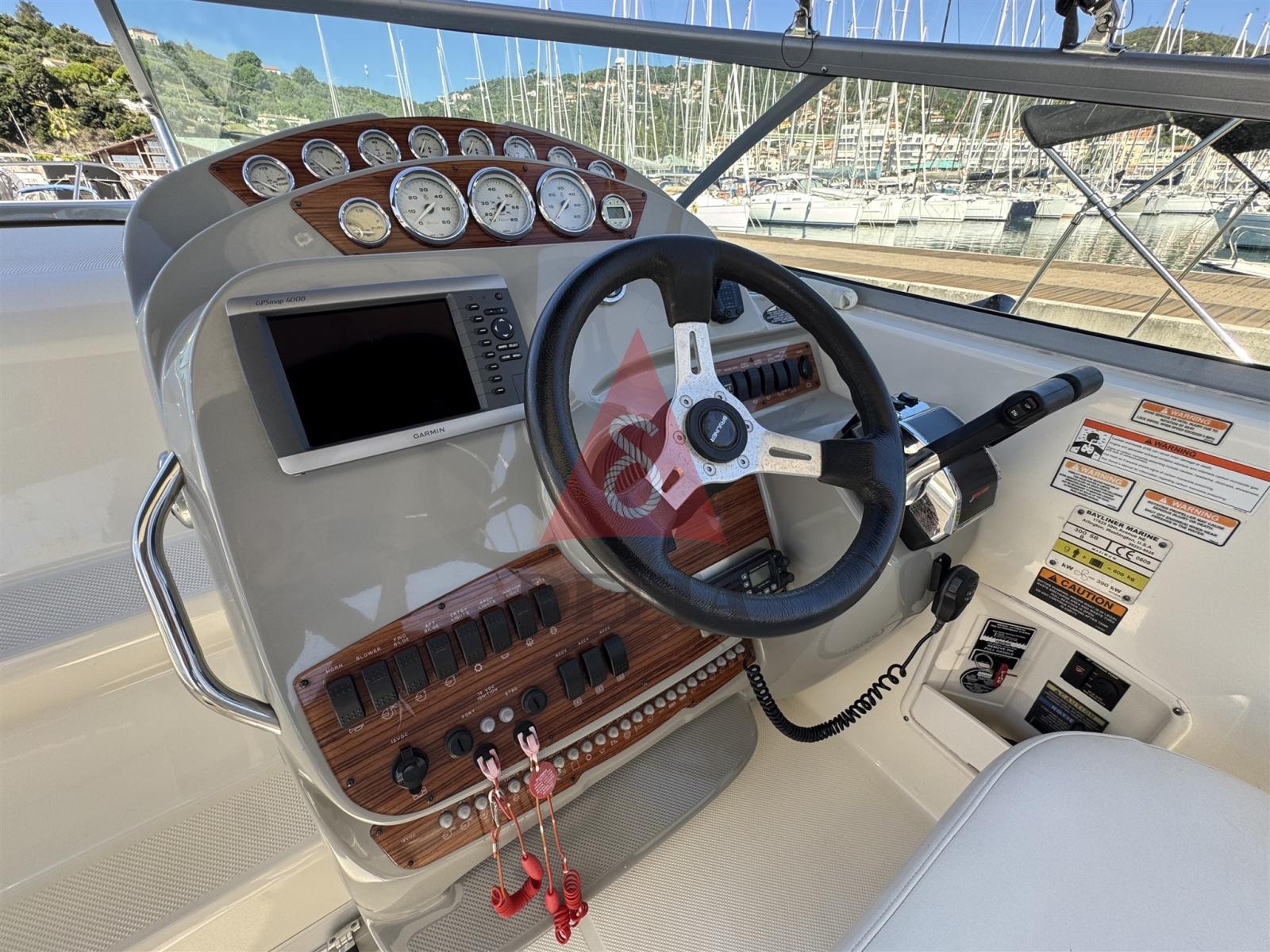 bayliner 300 sb