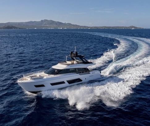 Ferretti yachts 670