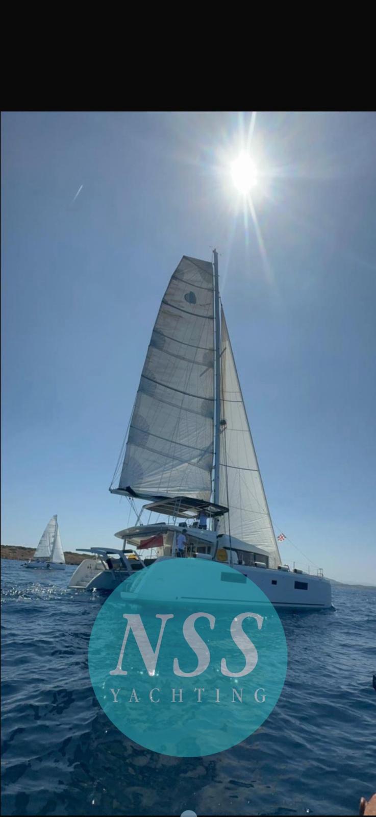 lagoon 52 fly
