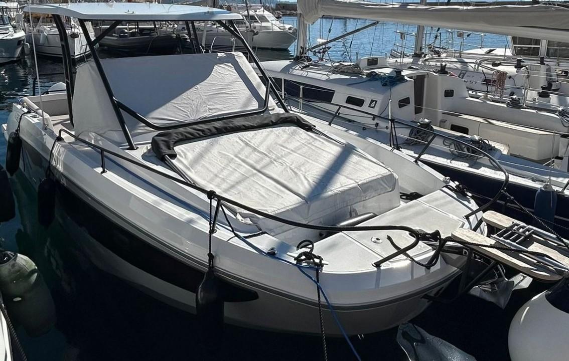 beneteau Flyer 9 sun deck