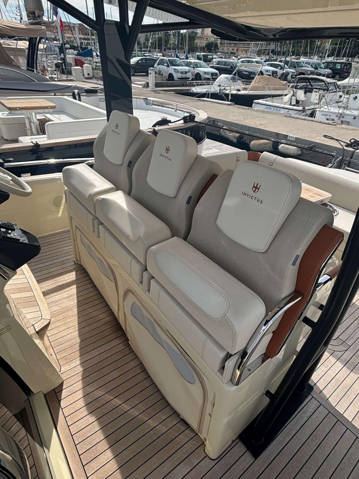invictus Gt370