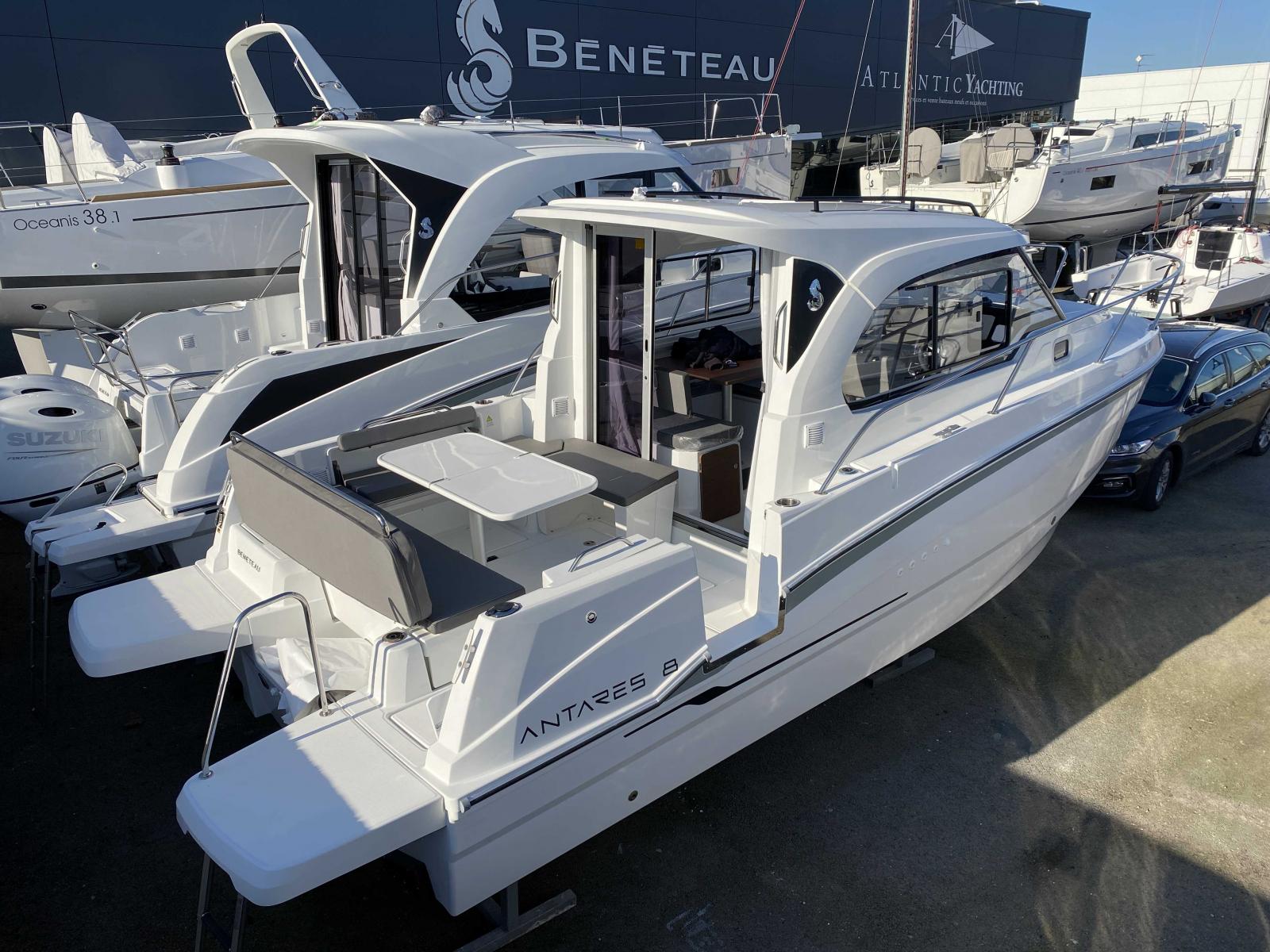 beneteau Antares 8 ob