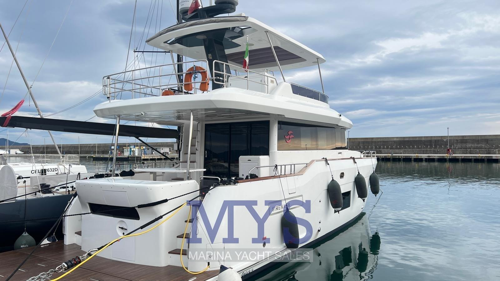 Sirena yacht 58