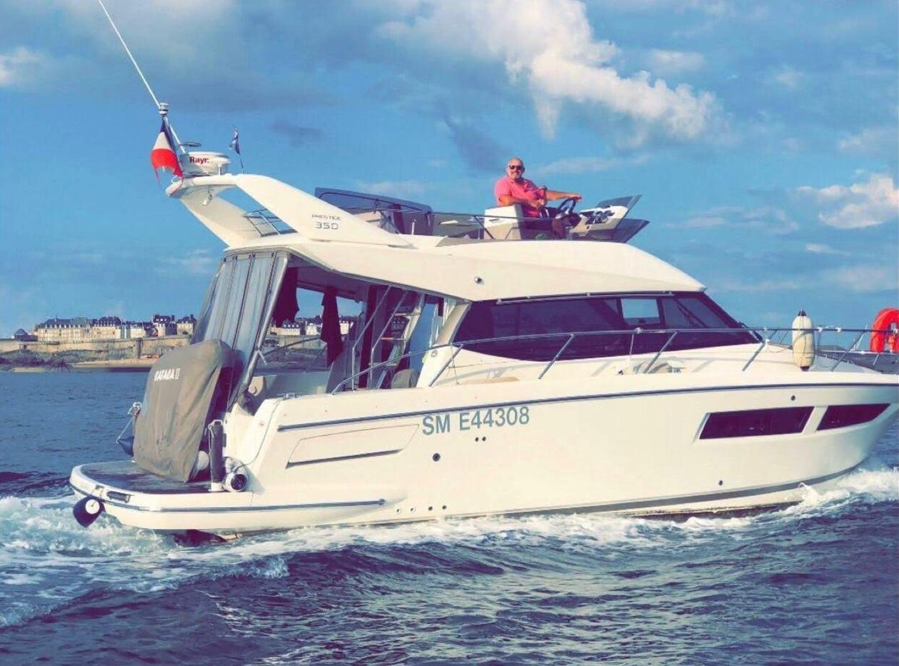 jeanneau Prestige 350 fly