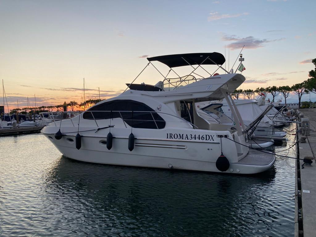 azimut 39