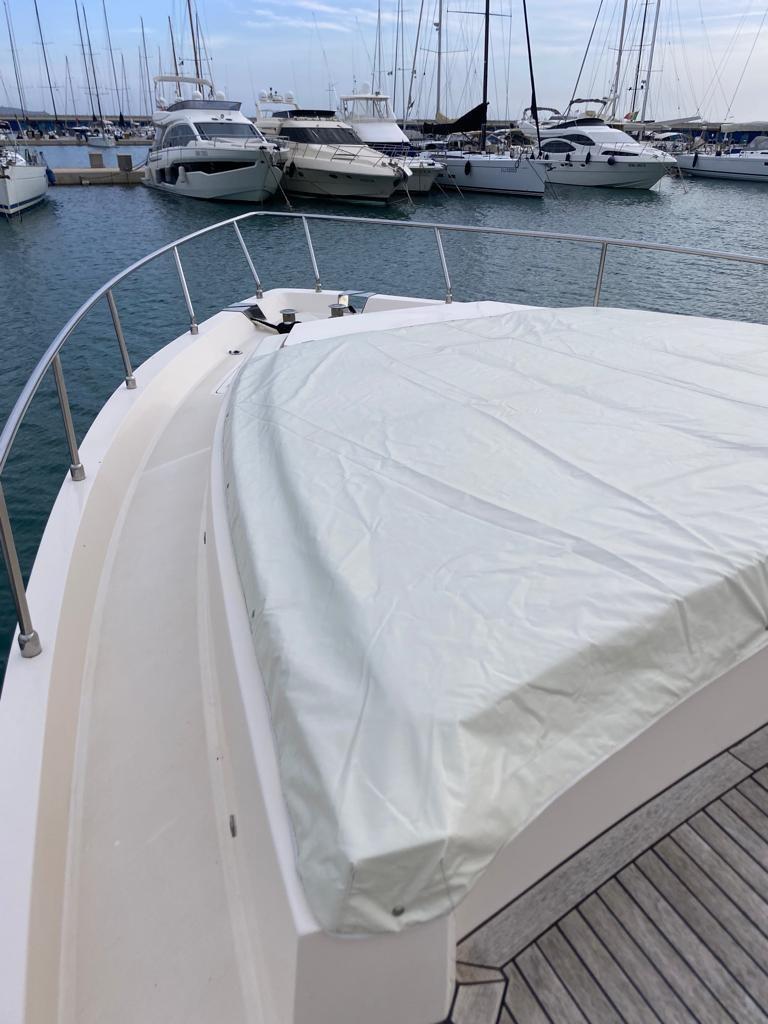 cayman yacht 62 ht