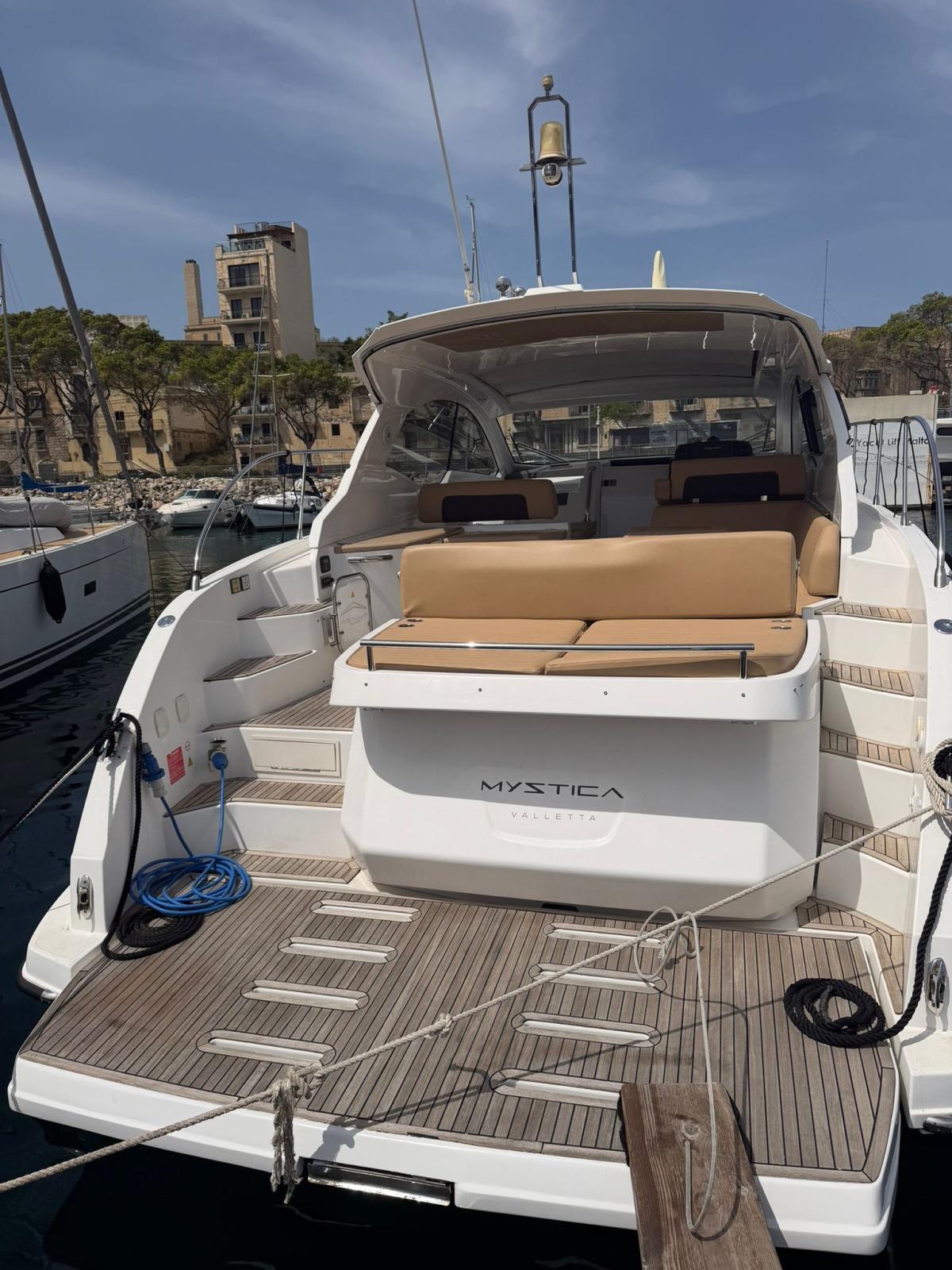 azimut 43 atlantis