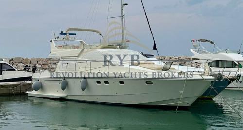 Ferretti yachts 52 s fly