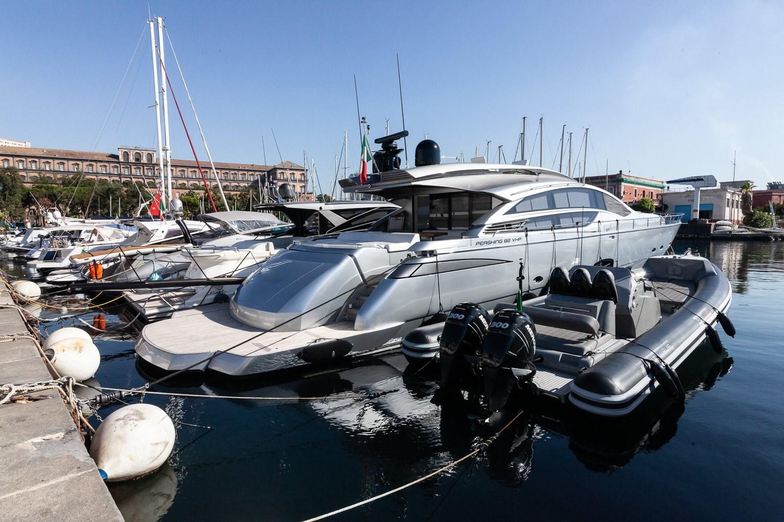 pershing Pershing 82