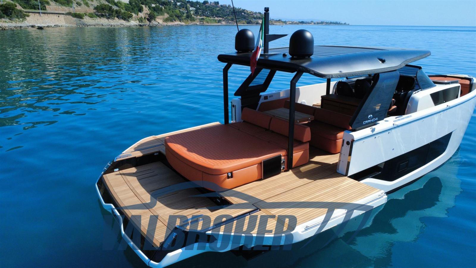cranchi A46 luxury tender