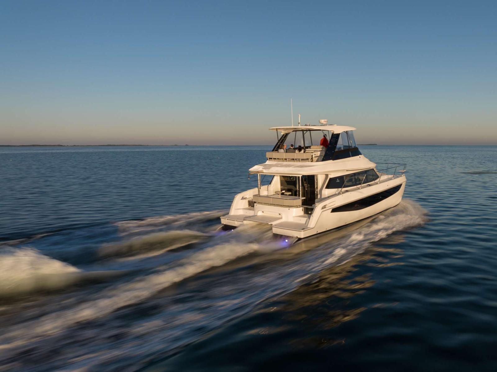 aquila 42 yacht