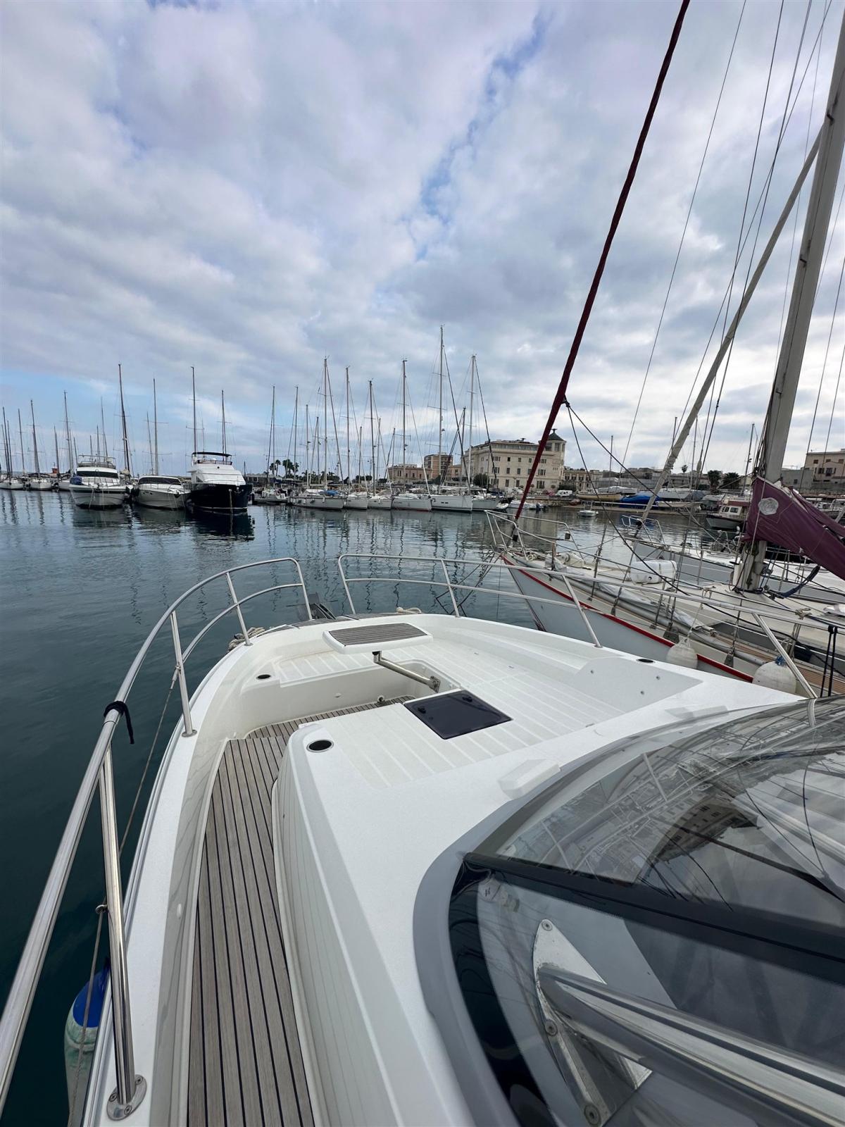 jeanneau Capcamarat 12.50