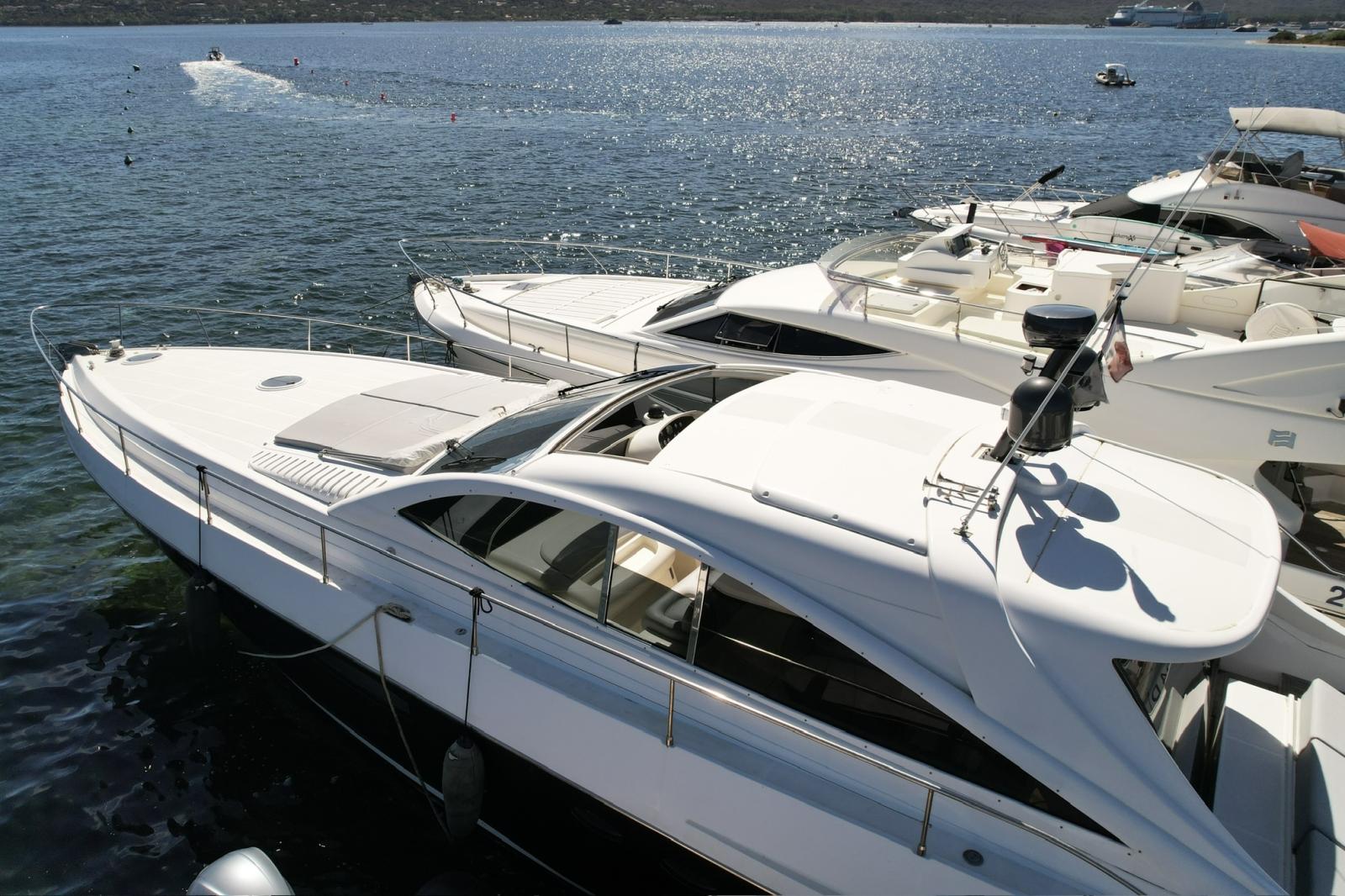 pershing 65