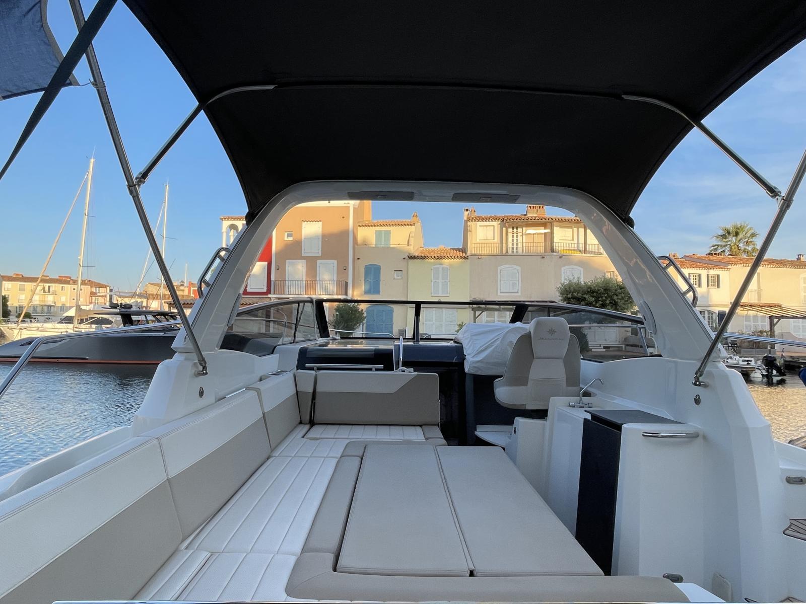 jeanneau Leader 33
