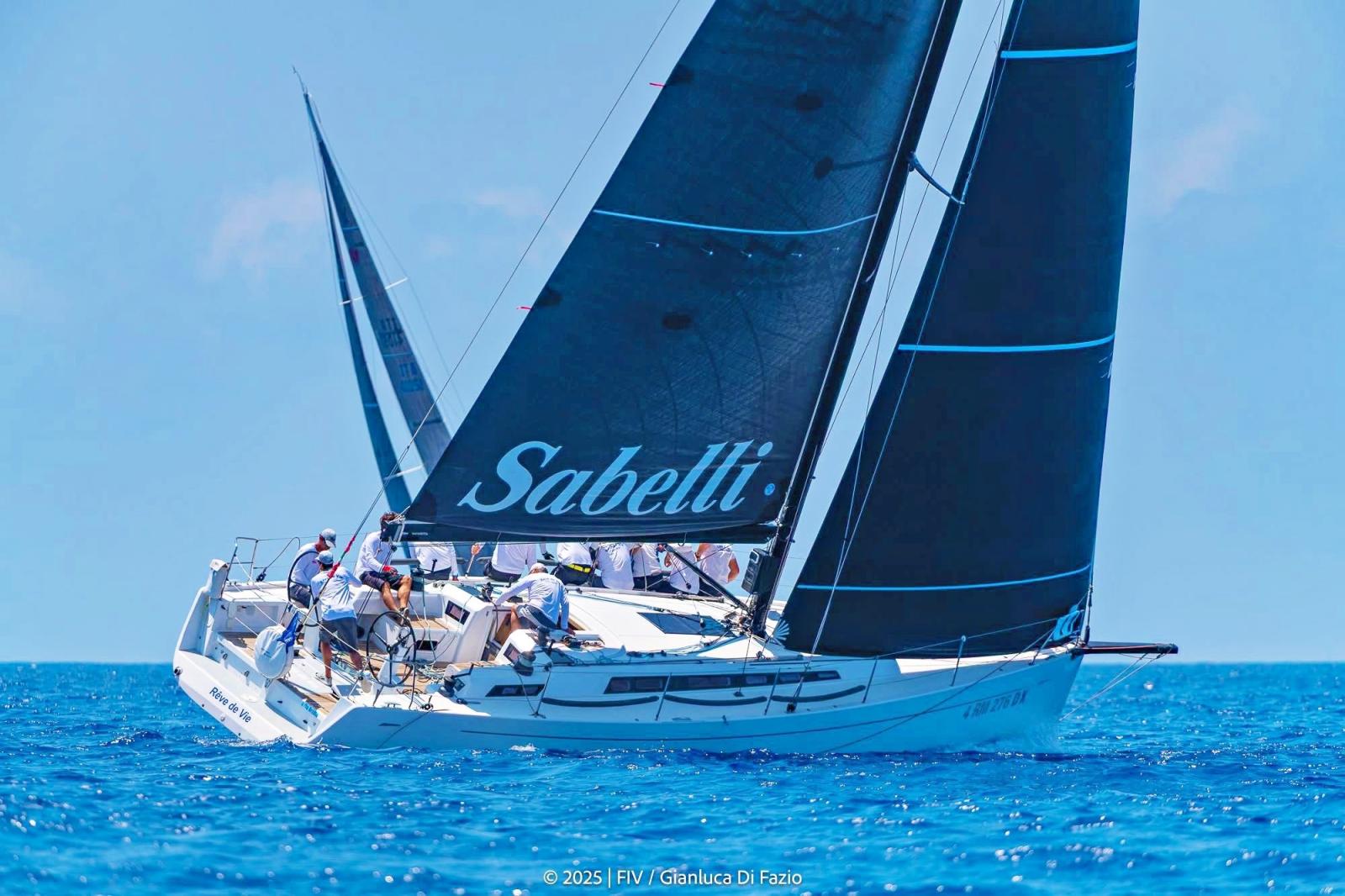 cantiere del pardo Grand soleil 43