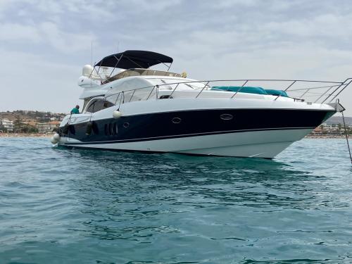 Sunseeker manhattan 64