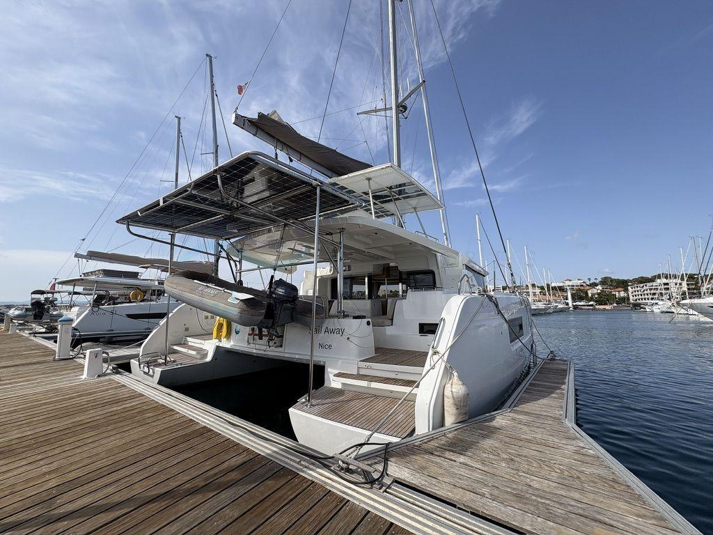 lagoon 46 fly