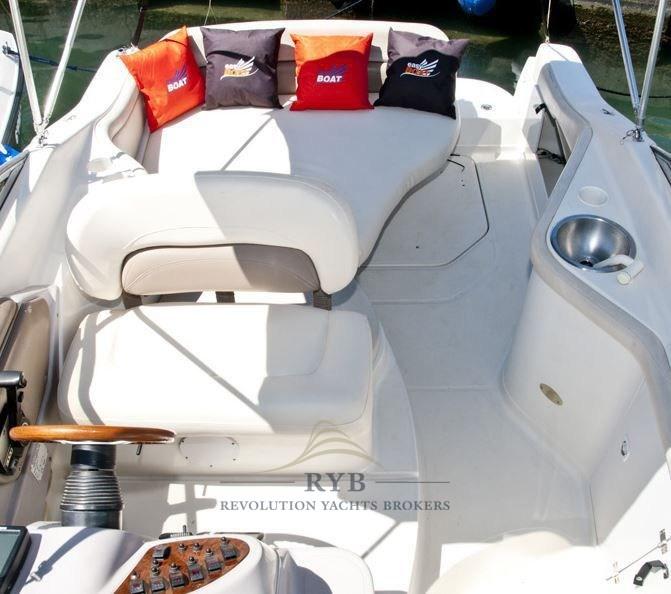 regal marine Commodore 242