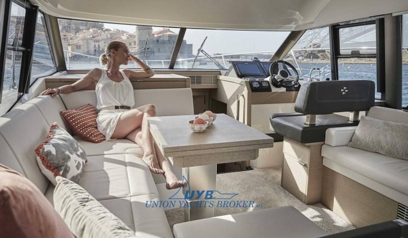 prestige 420 flybridge line