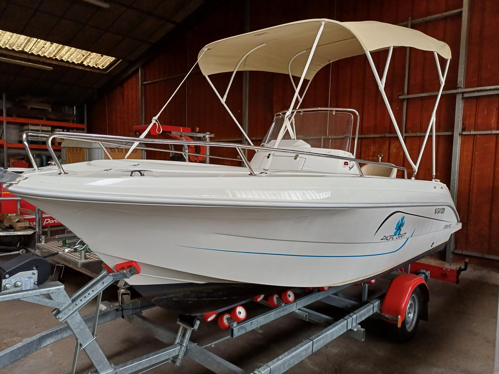 pacific craft Open 545