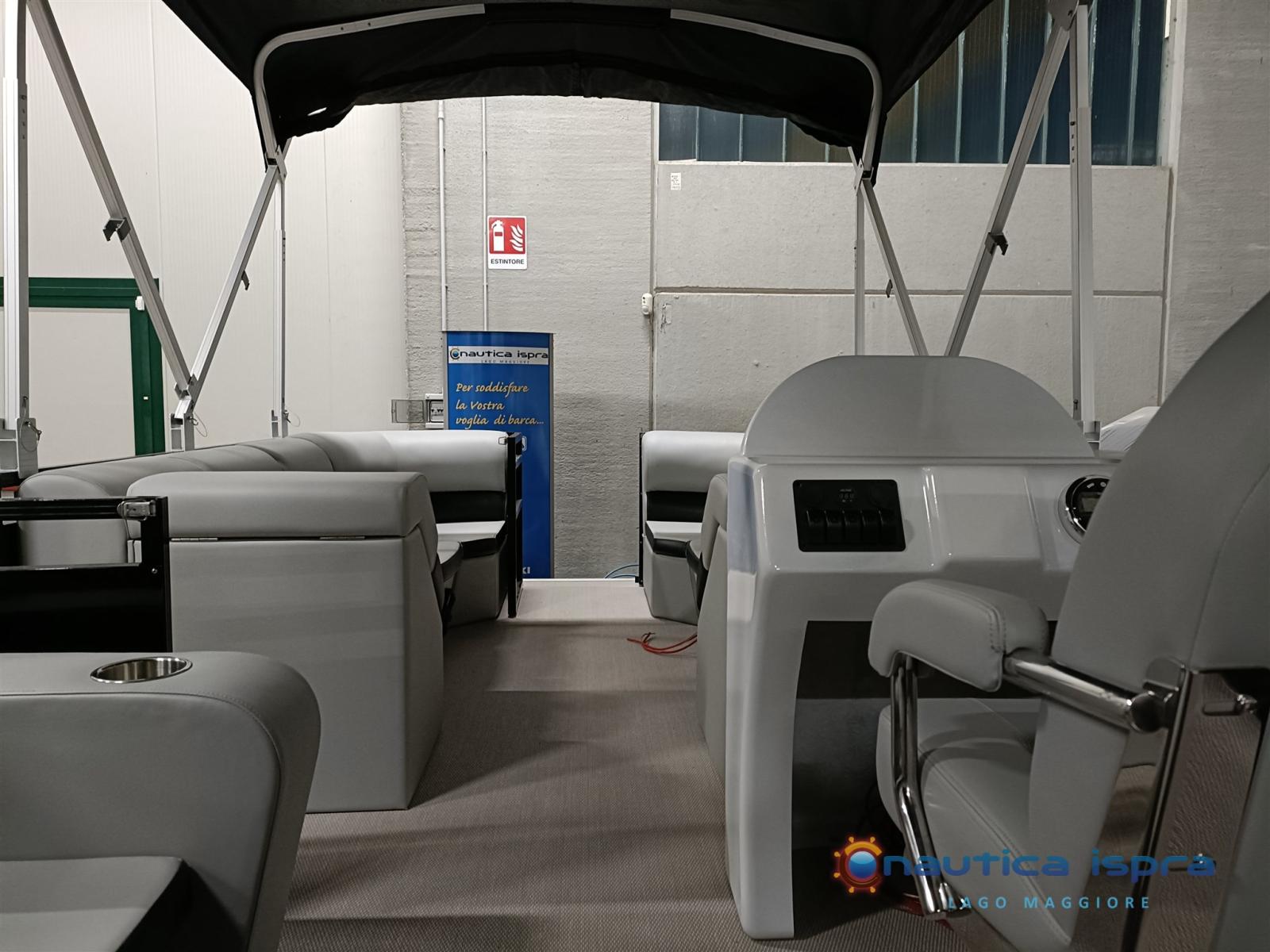 alaska boat Pontoon 580 pronta consegna!