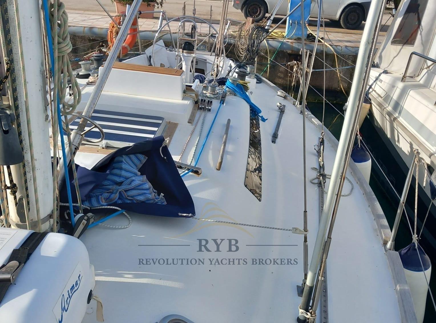 alb sail Ec 37