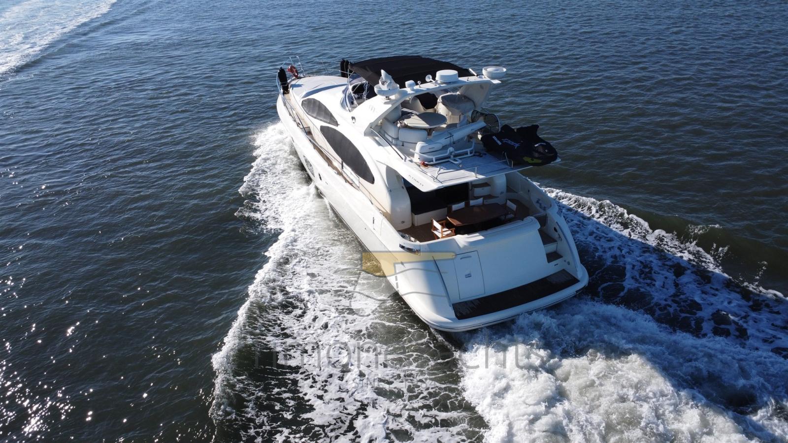 azimut 68e