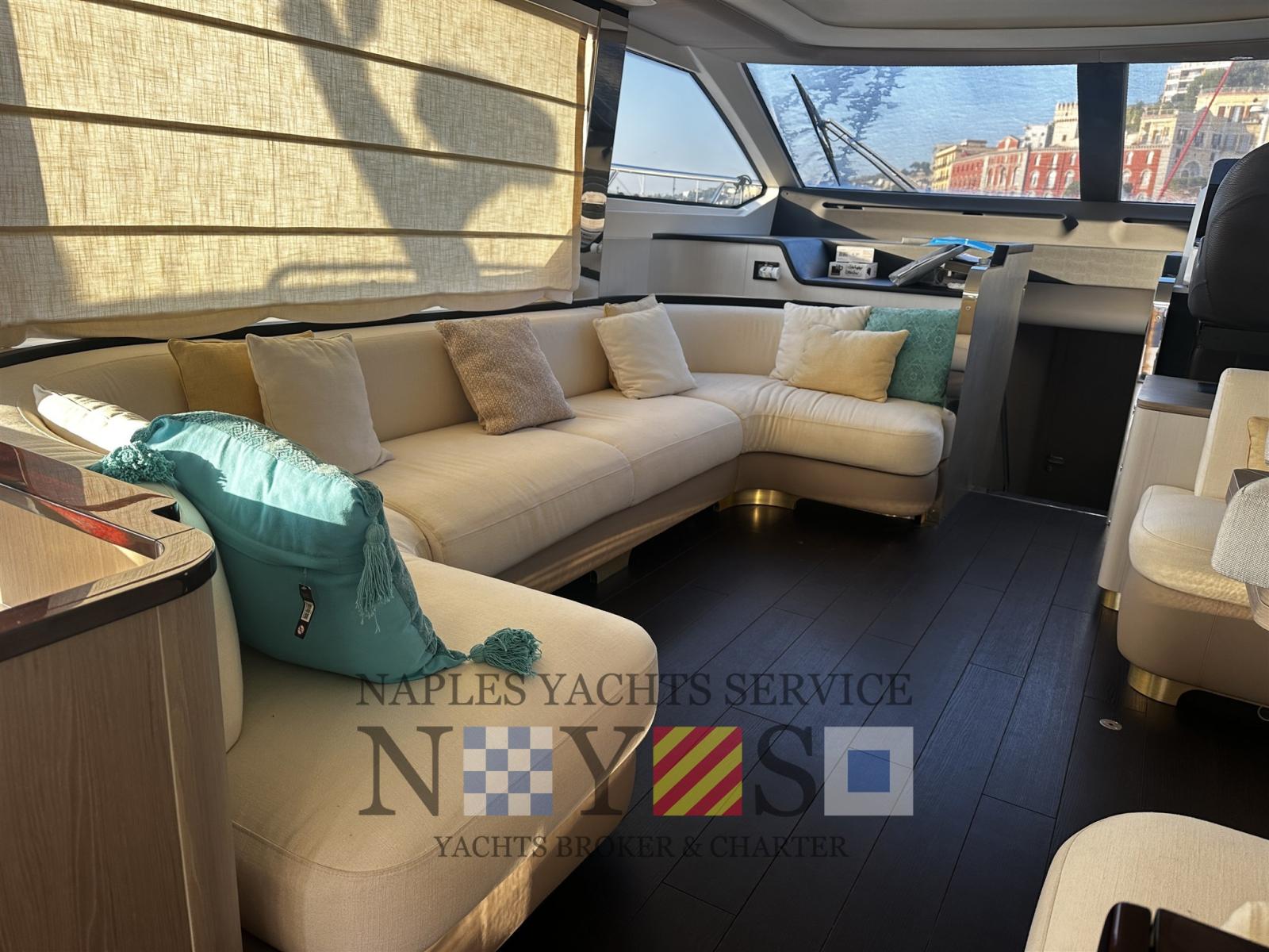 azimut 60 flybridge