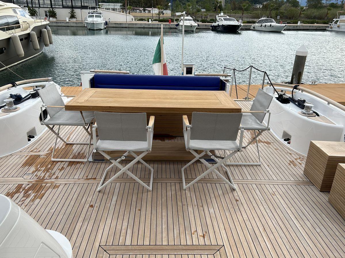 mochi craft 74 dolphin