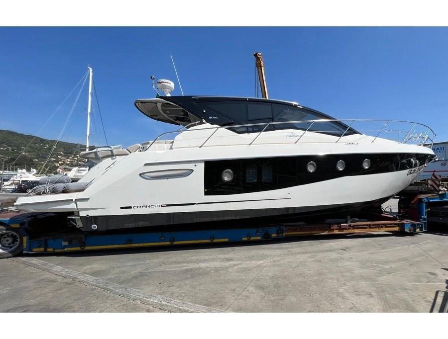 cranchi M44 ht