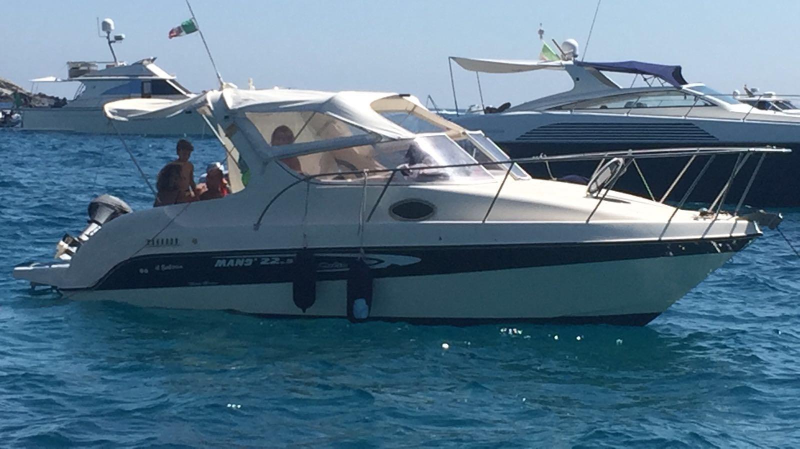 manò marine 22,50 cabin