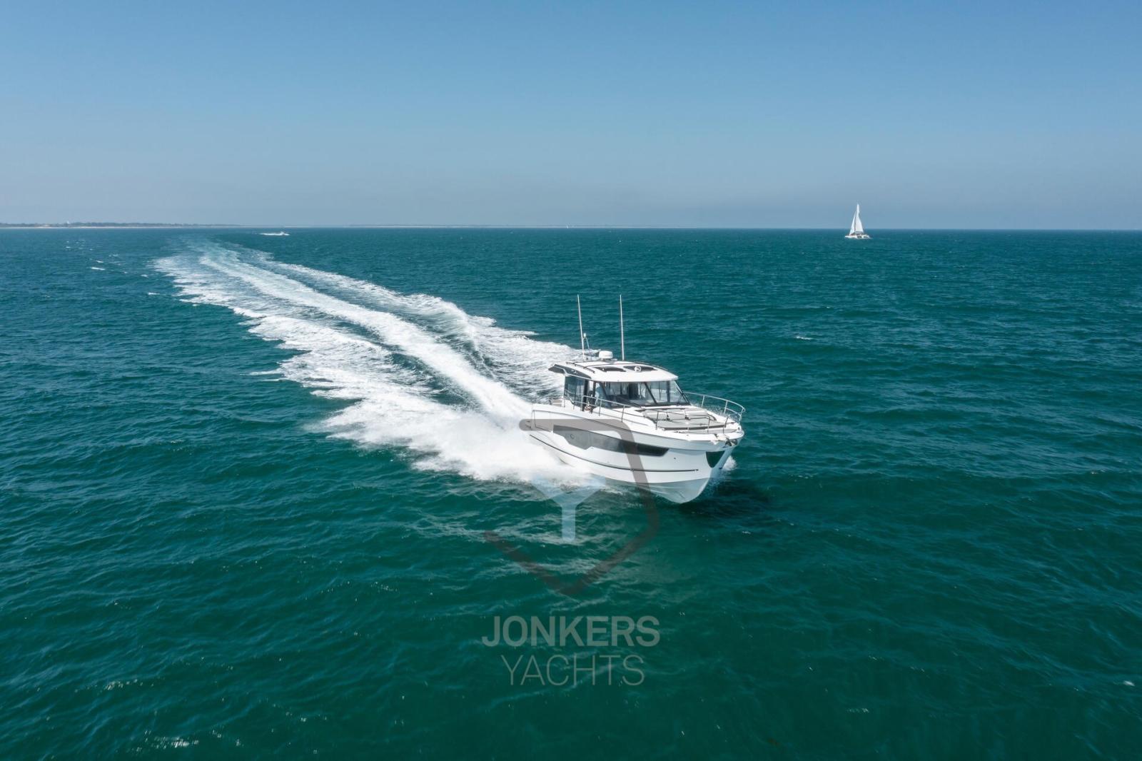 jeanneau Merry fisher 1295 coupé