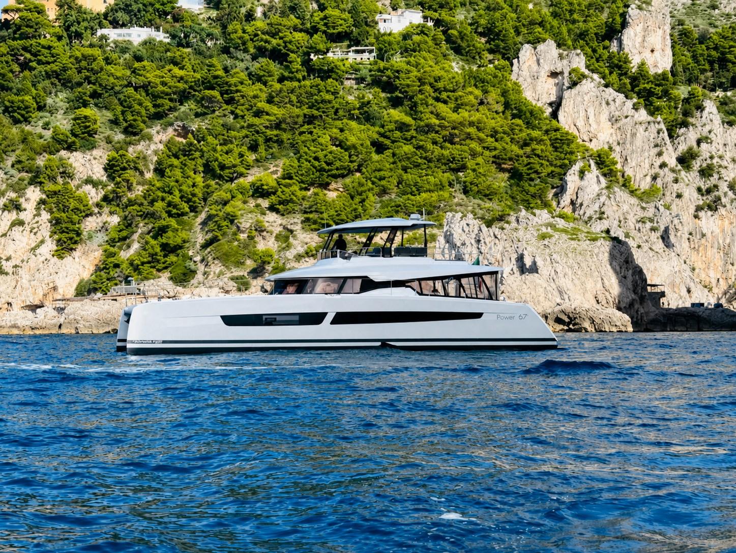 fountaine pajot Power 67