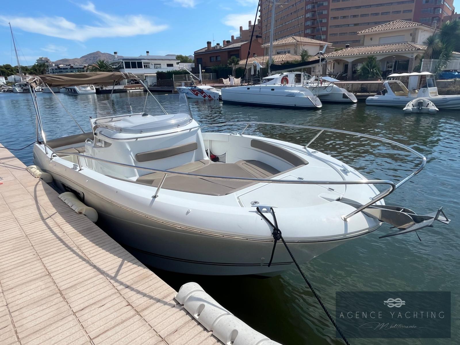 jeanneau Cap camarat 8.5 cc