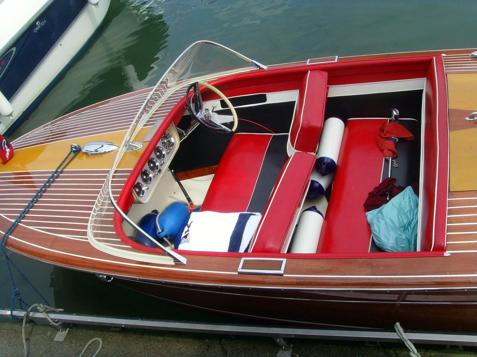 chris craft 19 capri