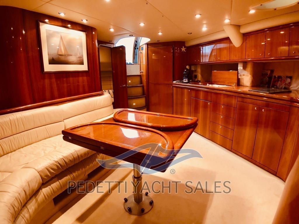 sunseeker Predator 56