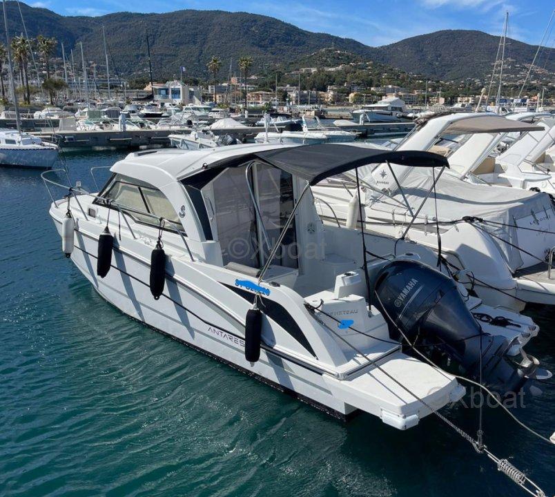 beneteau Antares 8 ob