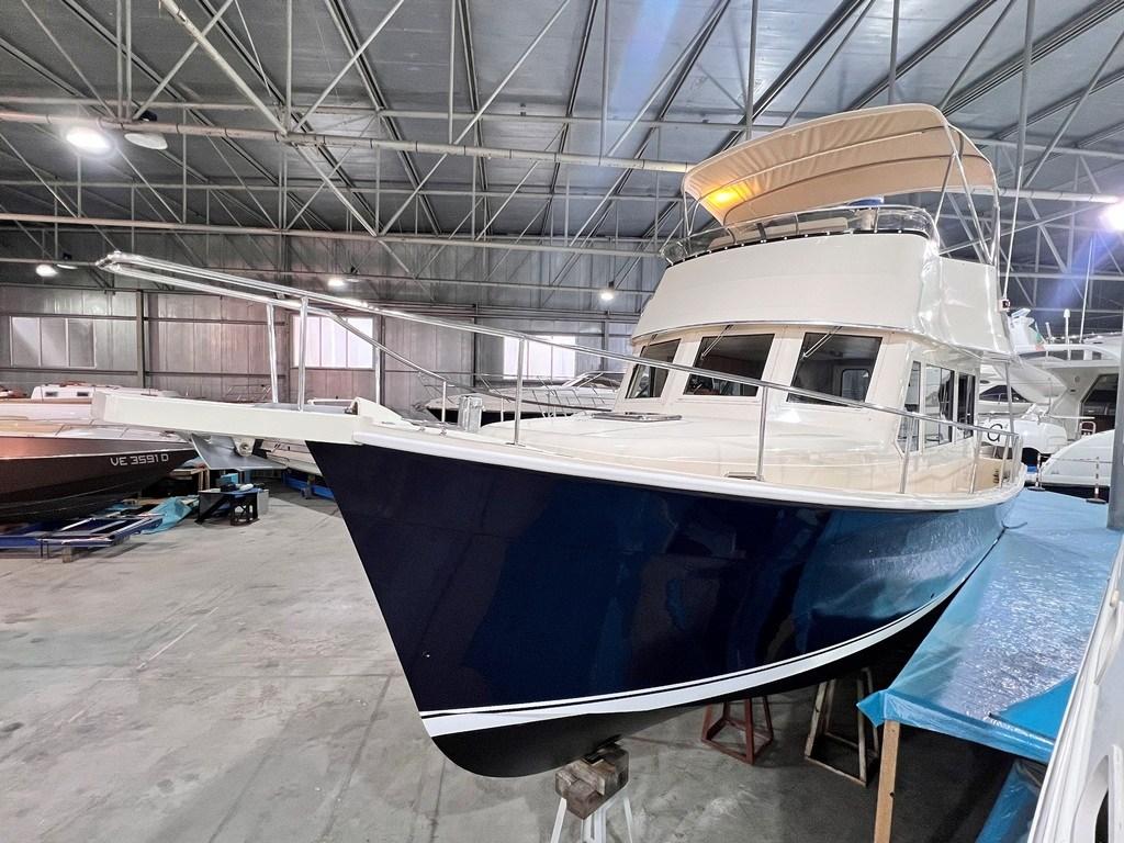 mainship Mainship 34 trawler